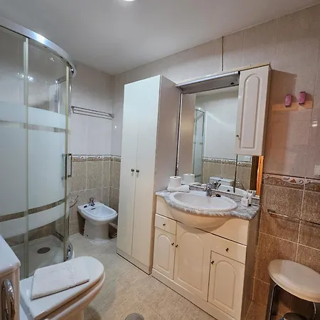 Apartment Grau If *